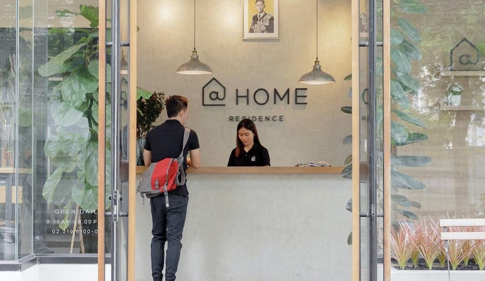 @Home Residence Bangkok Dış mekan fotoğraf