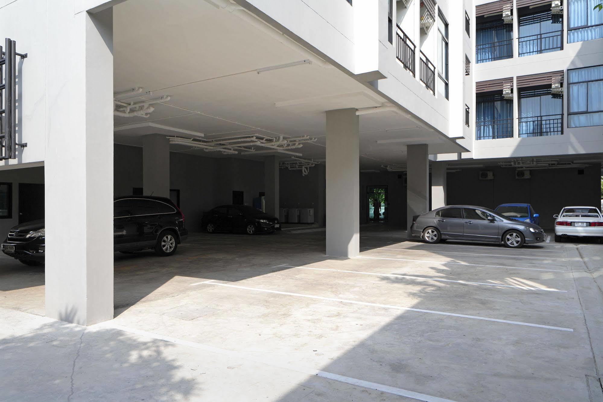@Home Residence Bangkok Dış mekan fotoğraf